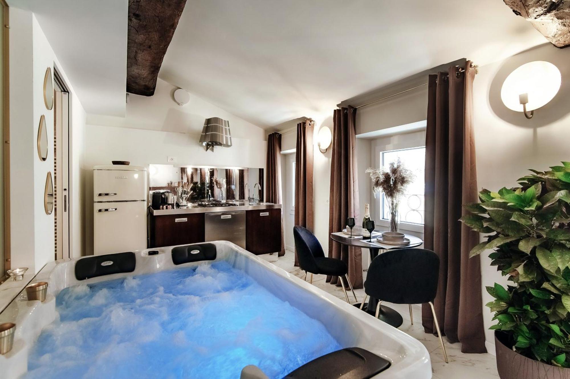 Sahara & Amazzonia Luxury Rooms- The House Of Travelers Como Eksteriør bilde
