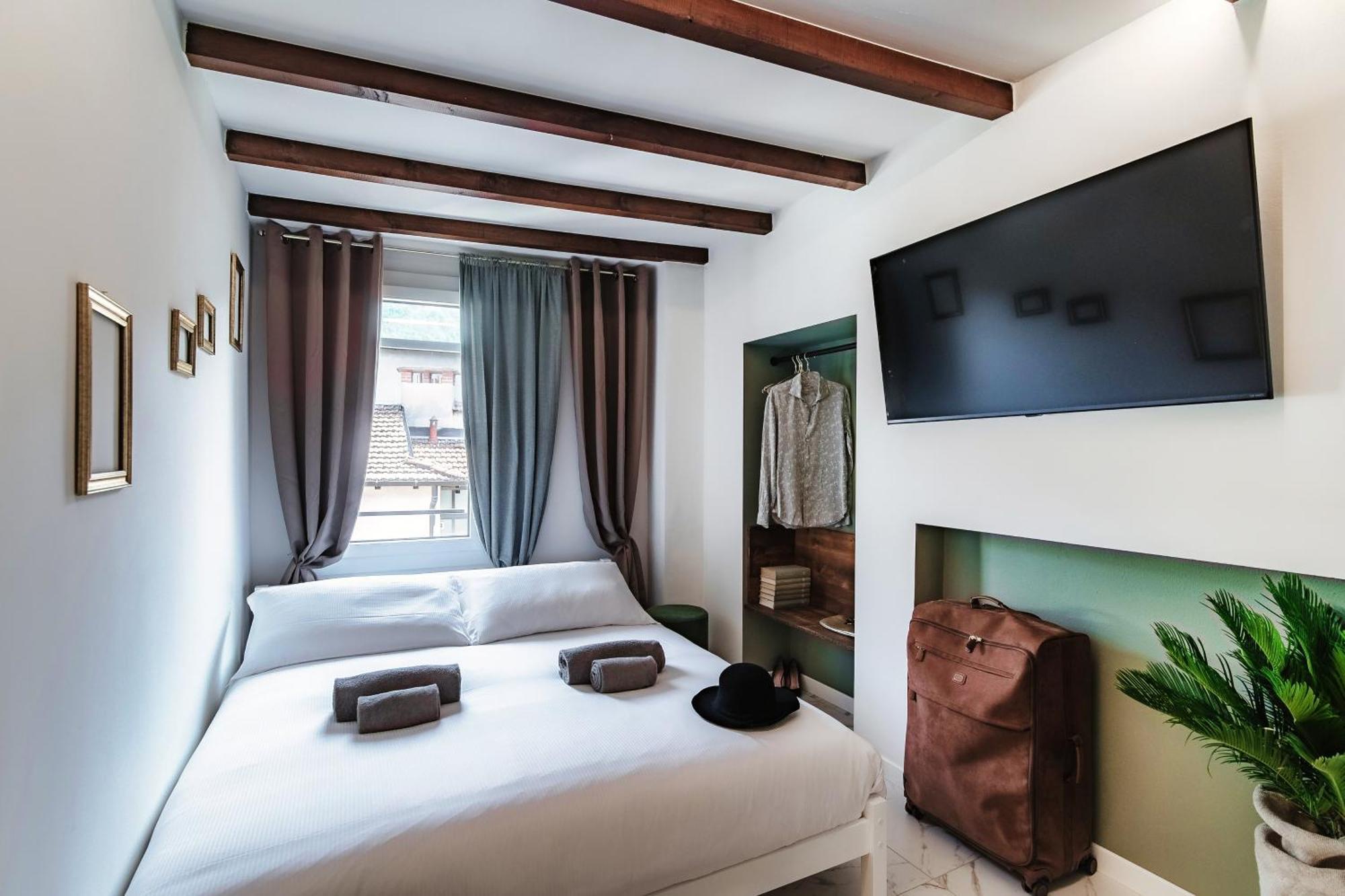 Sahara & Amazzonia Luxury Rooms- The House Of Travelers Como Eksteriør bilde